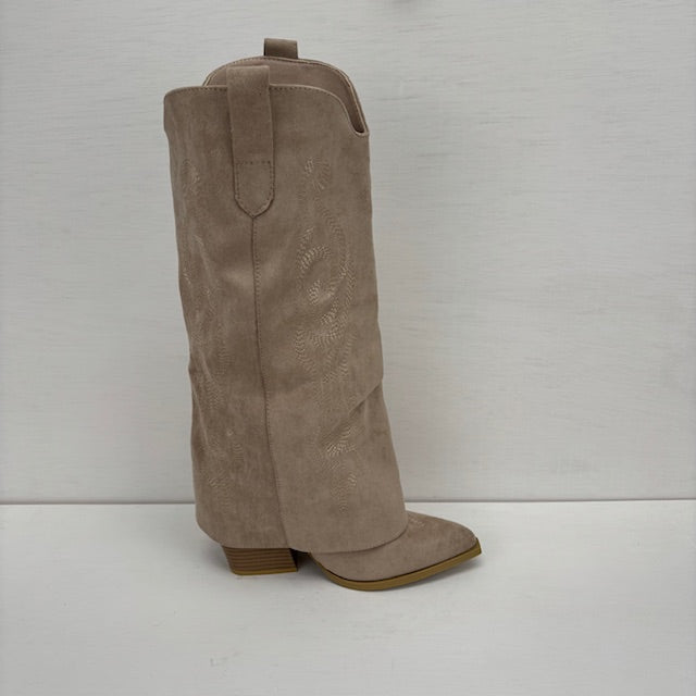 Hoge suèdine cowboylaars met leuke flap beige