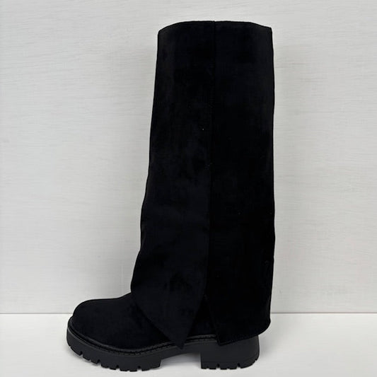 Hoge suedine boots met flap zwart