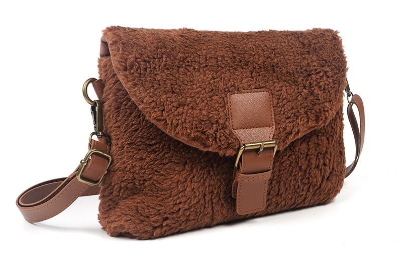 Dark Camel teddy schoudertasje / crossbody Bukti