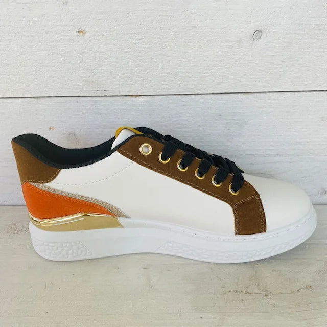 Sneakers beige