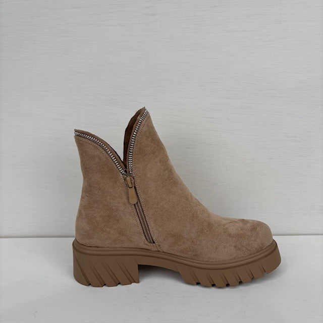 Enkellaarsje met sierrits khaki