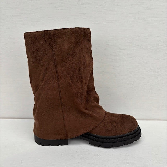 Suèdine boots met leuke flap bruin