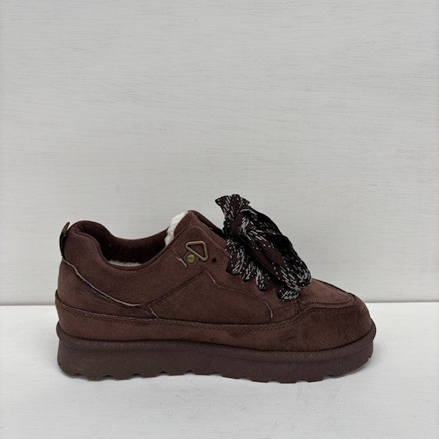 Furry uggie sneakers bruin
