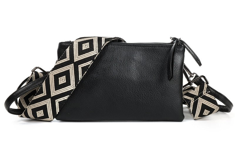 Black Castel schoudertasje / crossbody