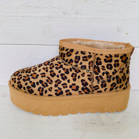 Uggies boots plateau leopard
