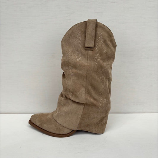 Suedine cowboylaarzen met flap khaki