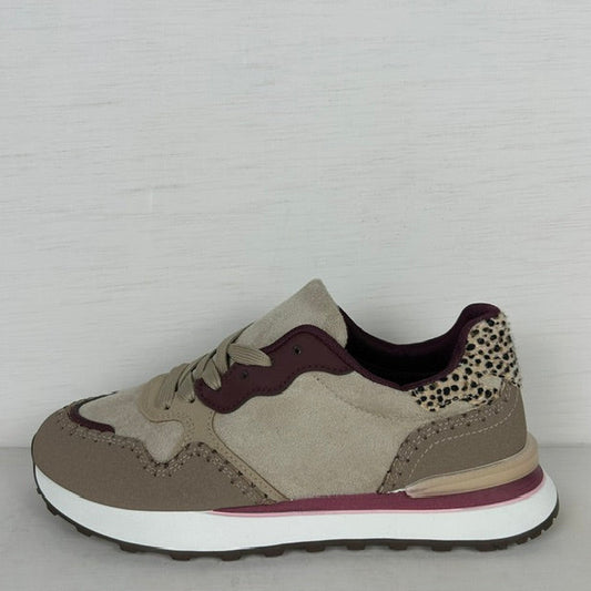 Geweldige sneakers met casual design beige rood