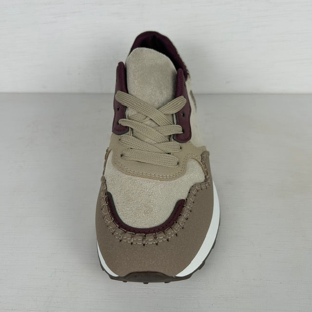 Geweldige sneakers met casual design beige rood