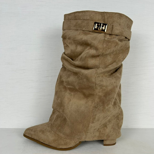 Suèdine cowboylaarzen met flap en bandje khaki