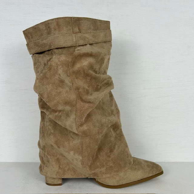 Suèdine cowboylaarzen met flap en bandje khaki