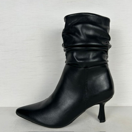 Leatherlook laarsjes met elegant design zwart