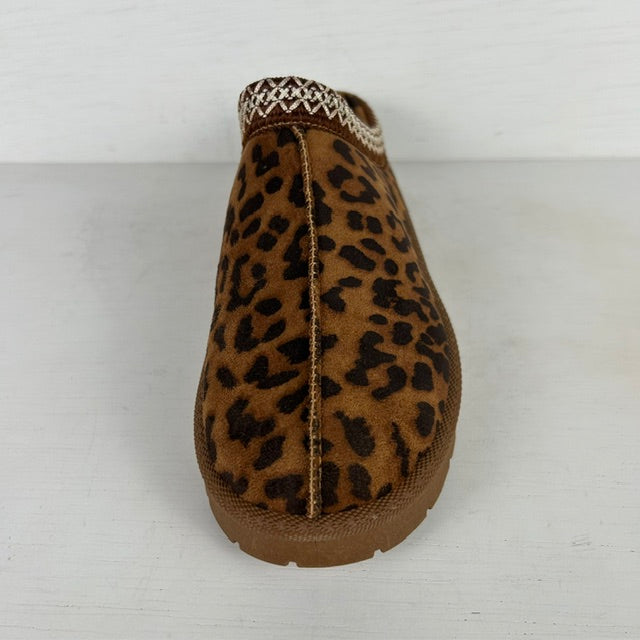 Instap uggies met leuk stiksel panter