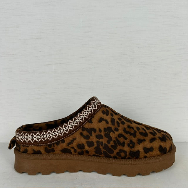 Instap uggies met leuk stiksel panter
