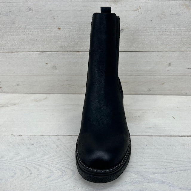 Stoere laarzen met stevige hak zwart