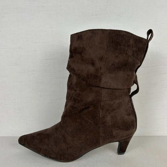 Slouchy cowboylaarzen met naaldhakje en lusje bruin