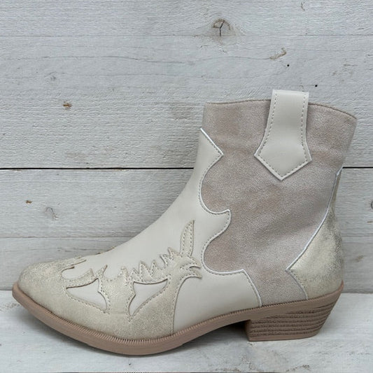 Leuk cowboylaarsje met lage hak goud beige