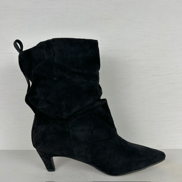 Slouchy cowboylaarzen met naaldhakje en lusje zwart
