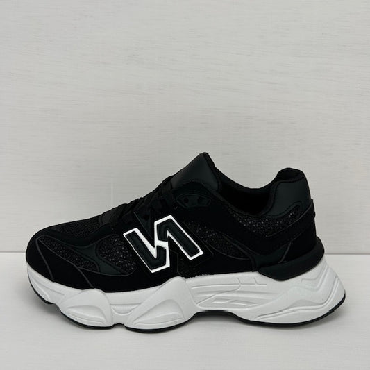 Sneakers met chunky zool zwart
