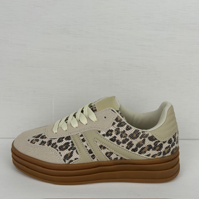 Retro sneakers met leuk design panter