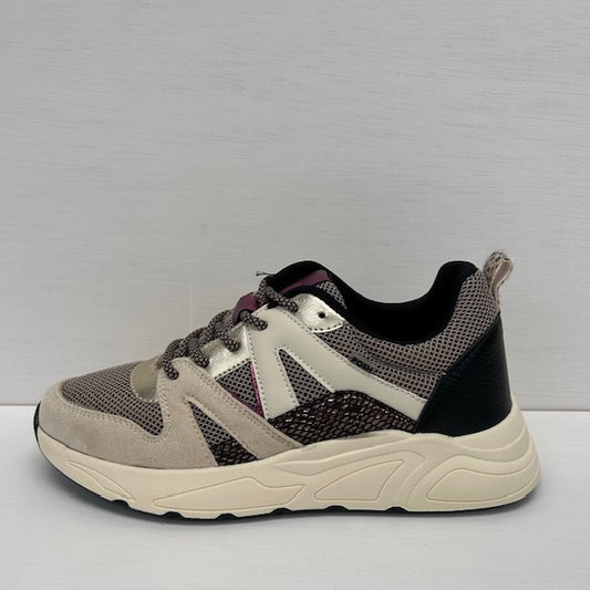 Posh by Poelman sneakers beige with black