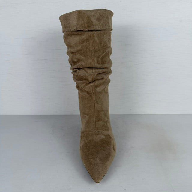 Trendy slouchy laarzen met naaldhakje beige