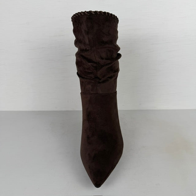 Slouchy laarsjes met naaldhakje en stiksel bruin