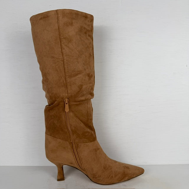 Geweldige slouchy laarzen met naaldhakje camel