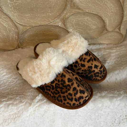 Cozy pantoffels dark leopard