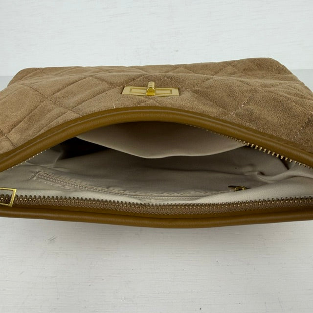 Padded schoudertas met gouden detail khaki