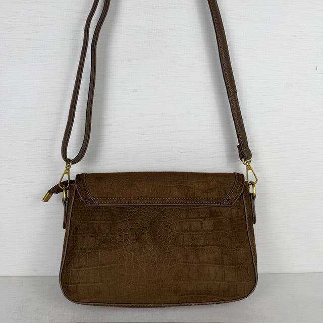 Leuke schoudertas met croco design bruin
