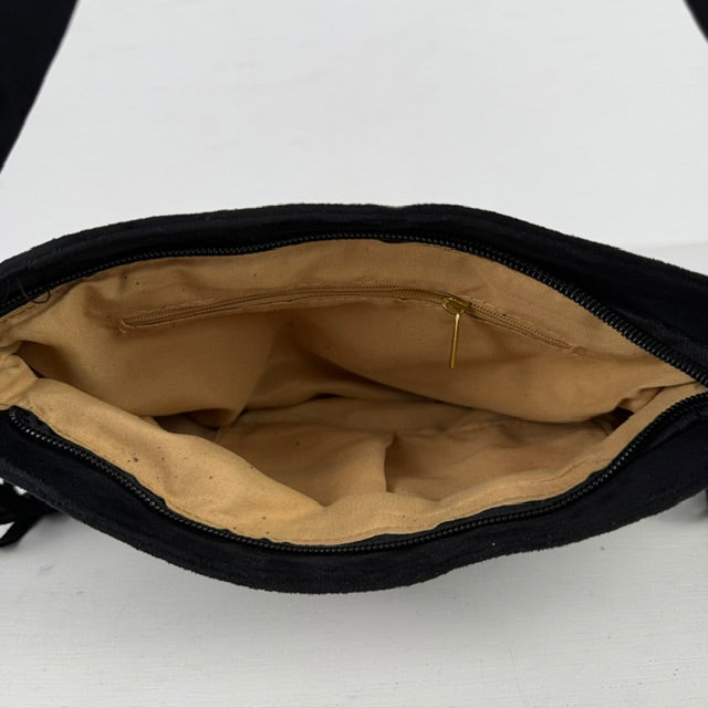 Suèdine schoudertasje met studs en franjes zwart