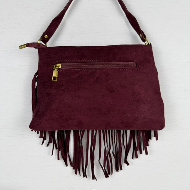 Suèdine schoudertasje met studs en franjes bordeaux rood