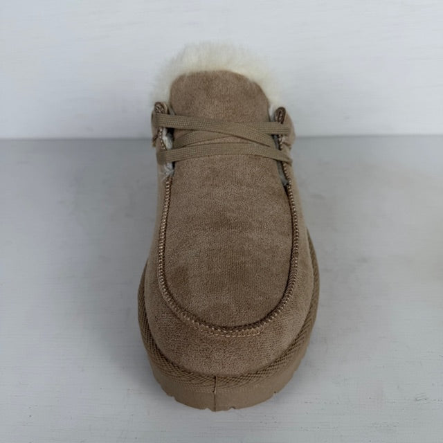 Furry instap pantoffels beige