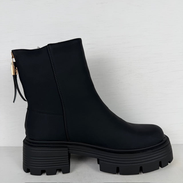 Stoere leatherlook boots met rits zwart