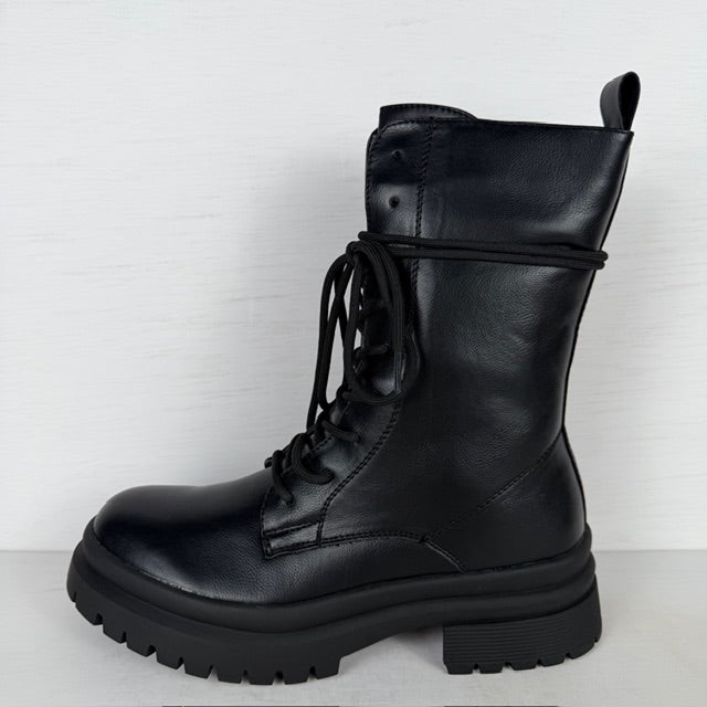 Geweldige leatherlook veterboots zwart