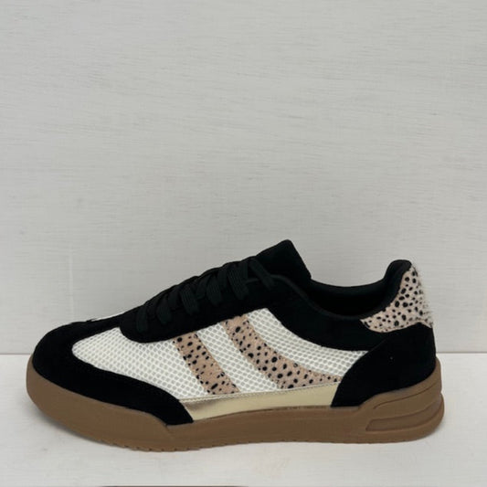Trendy sneakers met retrozool zwart