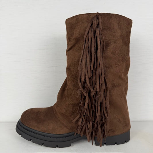 Stoere suèdine boots met flap en franjes bruin