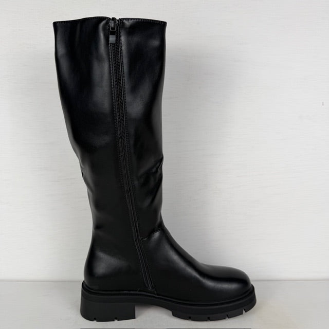 Hoge leatherlook laarzen met elastiek en lage hak zwart