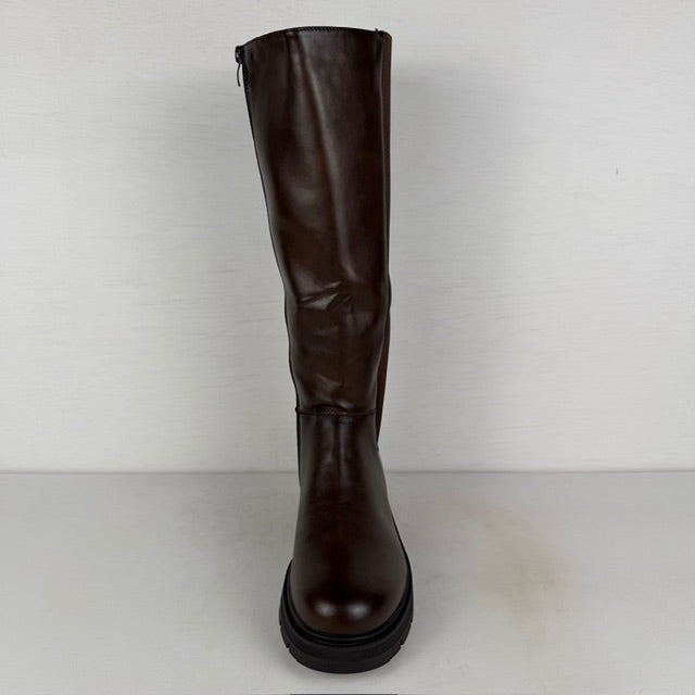 Hoge leatherlook laarzen met elastiek en lage hak bruin