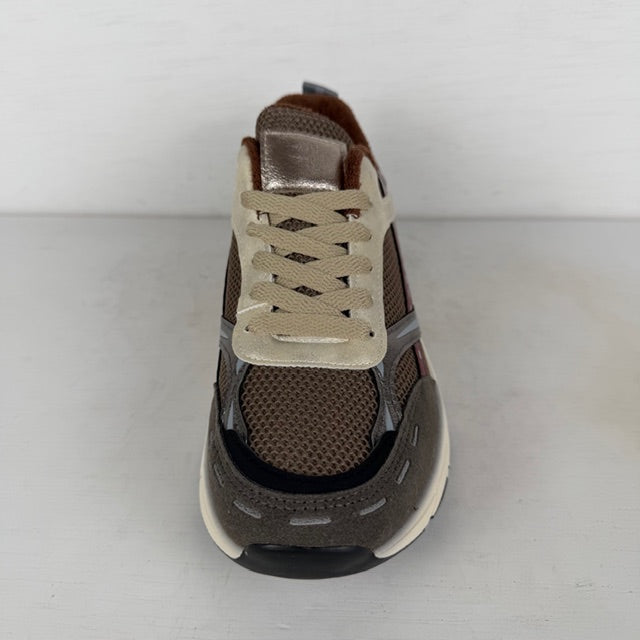 Sportieve sneakers met metallic details grijs