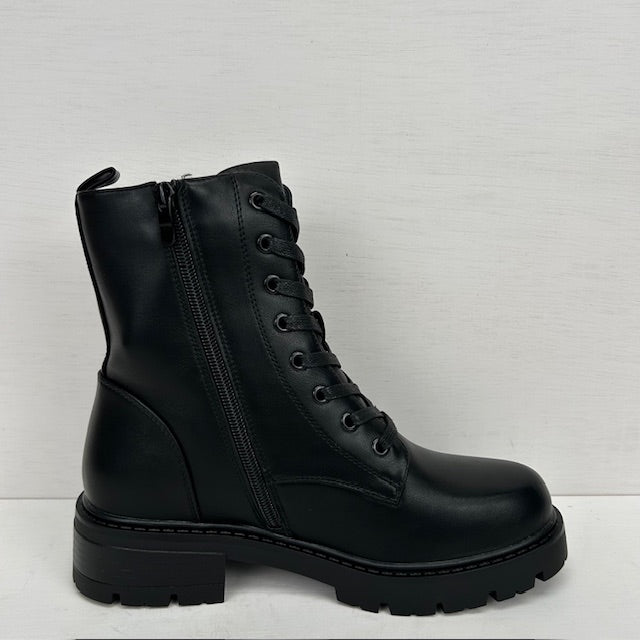 Stoere veterboots zwart