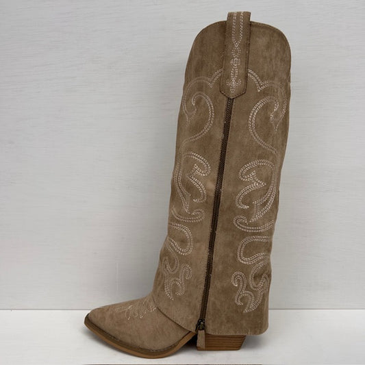 Hoge suèdine cowboylaarzen met sierlijke flap khaki