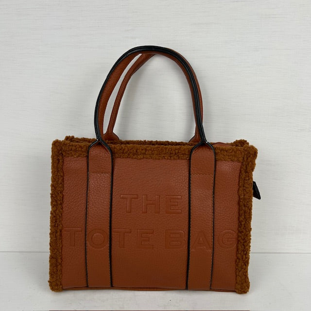 Tote bag met teddy randje klein bruin