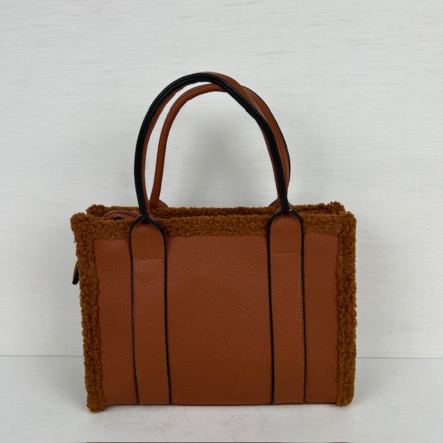 Tote bag met teddy randje klein bruin
