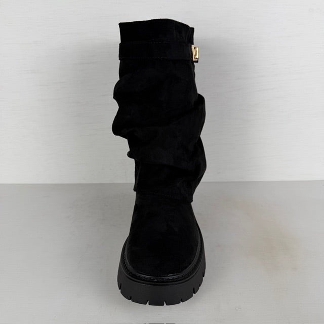 Suèdine slouchy boots met stoer design zwart