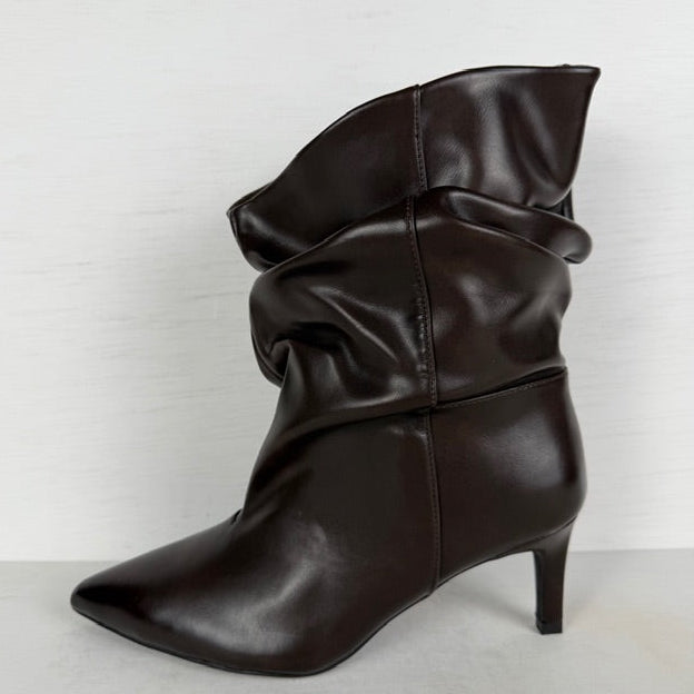 Trendy leatherlook laarzen met slouchy design bruin