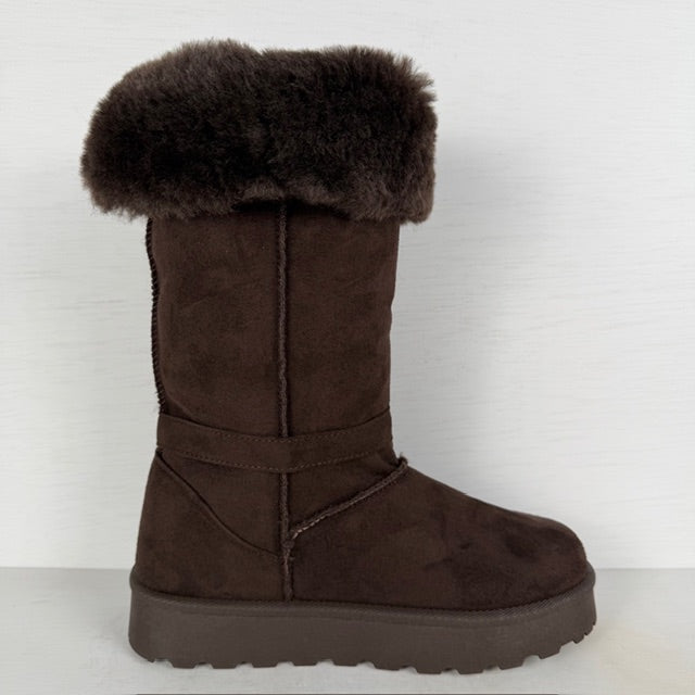 Furry boots met gespjes bruin