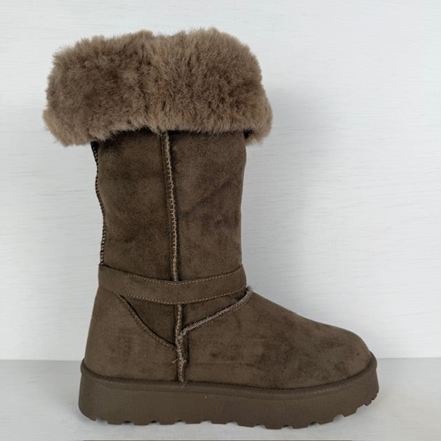 Furry boots met gespjes khaki