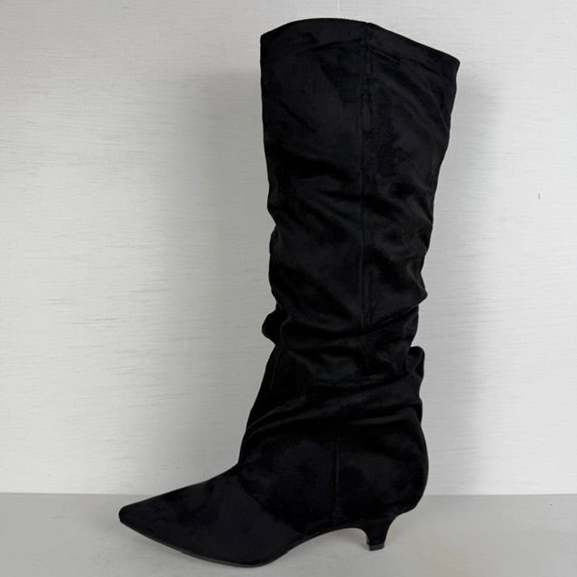 Hoge slouchy laarzen met klein naaldhakje zwart