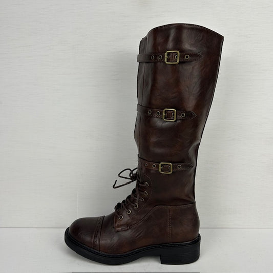 Hoge laarzen met stoere afwerking bruin